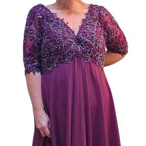 Size 16 NWT Long Formal Gown, Mother of Bride Dress in GRAPE Purple, JJs House